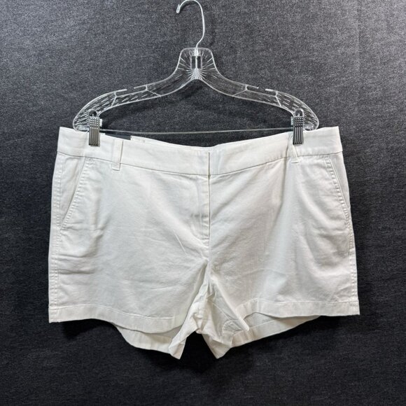 J Crew Women's Shorts 3.5 Inches Inseam classic Chino Size16 In Color White - Picture 1 of 7